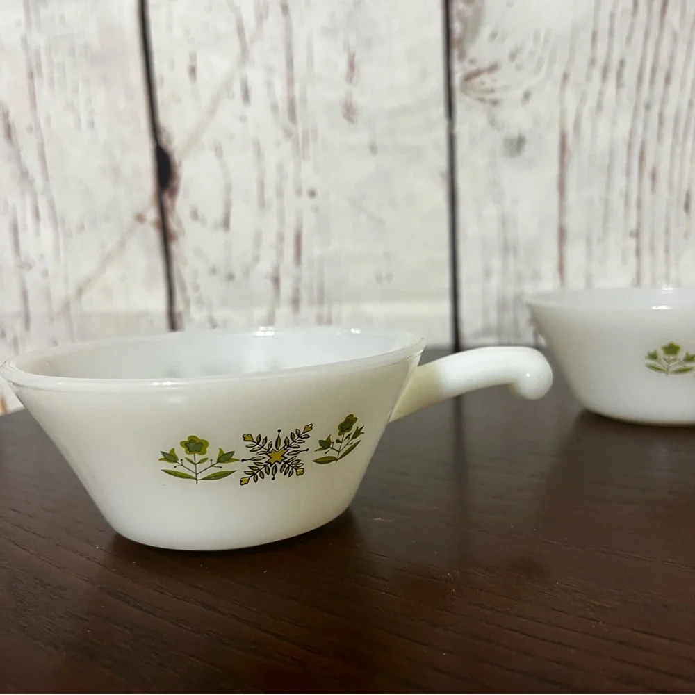 ANCHOR HOCKING Fire King ware Vintage White Soup Bowls with Green Floral Design - Picture 6 of 14